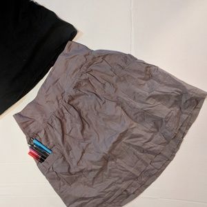 Old Navy Gray Skirt with Pockets - XS